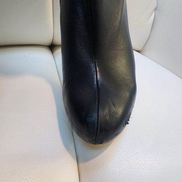 CHARLES DAVID Women's Black Leather Valentino Heeled Boots - Size 7.5 - Picture 9 of 16